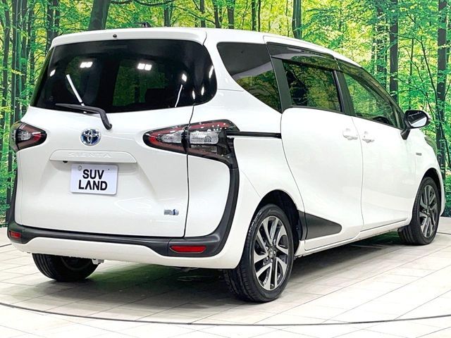 SIENTA HYBRID