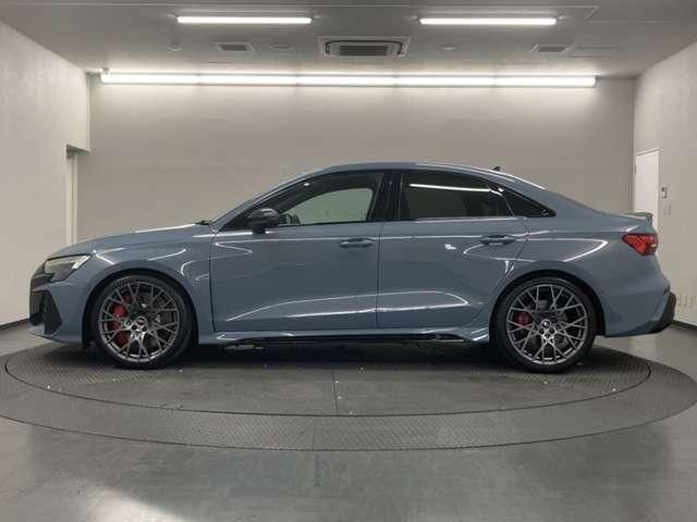 AUDI RS3 Sedan