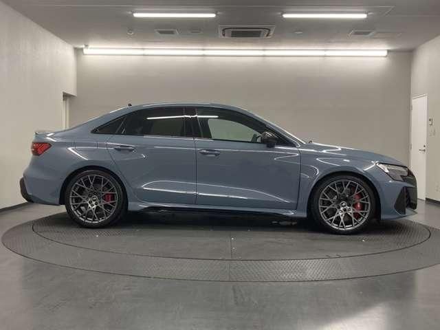 AUDI RS3 Sedan