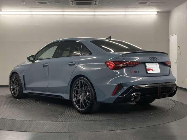 AUDI RS3 Sedan