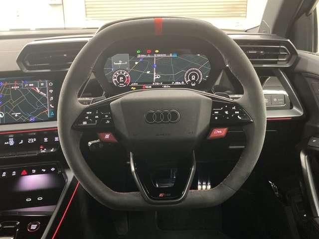 AUDI RS3 Sedan