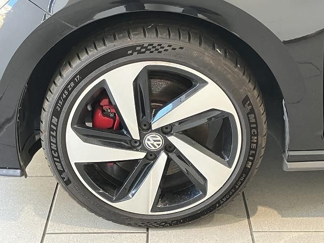VOLKSWAGEN POLO GTI