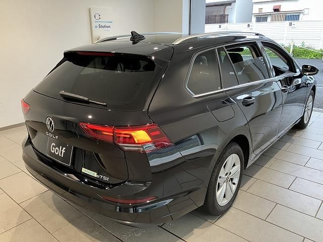 VOLKSWAGEN GOLF VARIANT