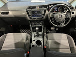 VOLKSWAGEN GOLF TOURAN