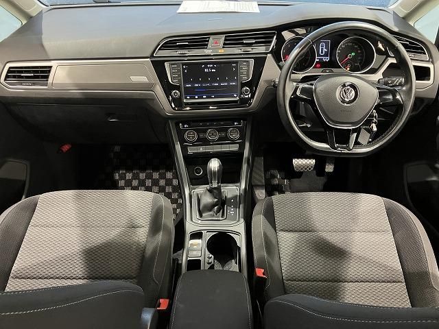 VOLKSWAGEN GOLF TOURAN
