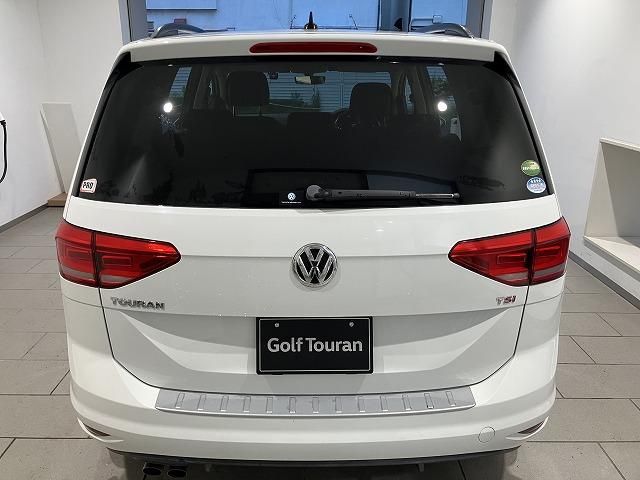 VOLKSWAGEN GOLF TOURAN