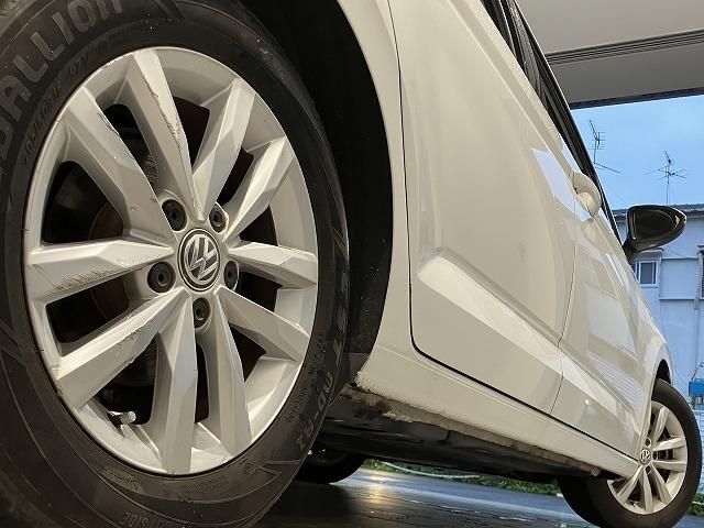 VOLKSWAGEN GOLF TOURAN