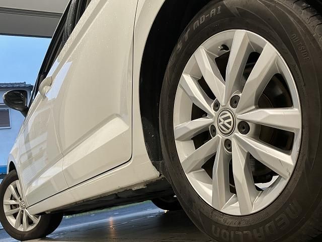 VOLKSWAGEN GOLF TOURAN