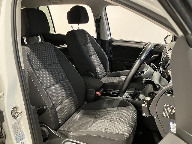 VOLKSWAGEN GOLF TOURAN