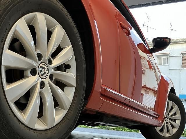 VOLKSWAGEN The BEETLE
