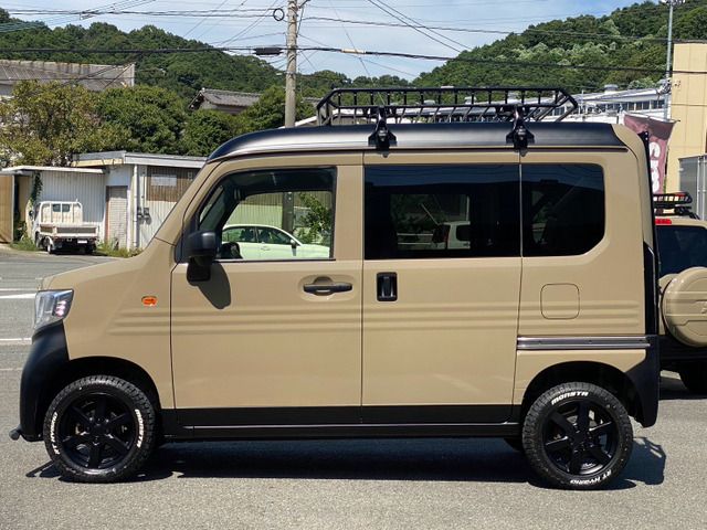 N-VAN