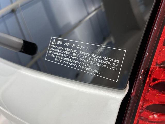 VOLVO EX40
