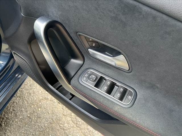 MERCEDES BENZ A class