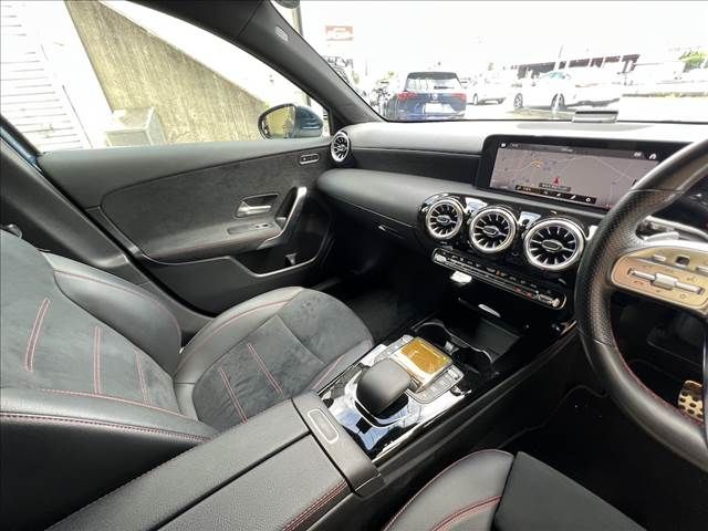 MERCEDES BENZ A class