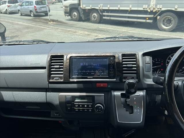 HIACE van 2WD