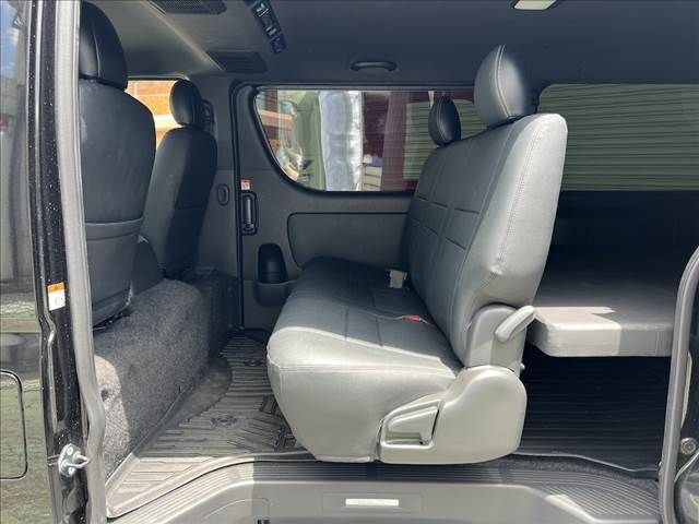 HIACE van 2WD
