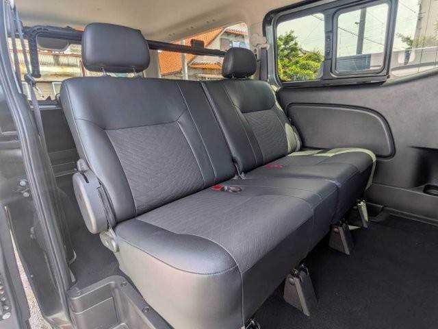 CARAVAN van 2WD