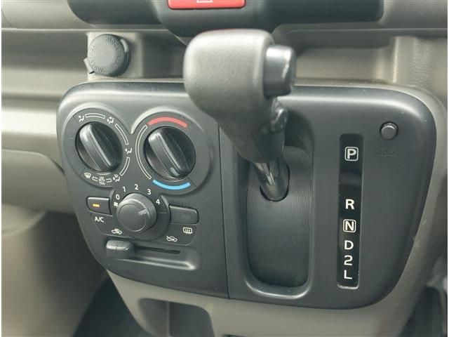 MINICAB van