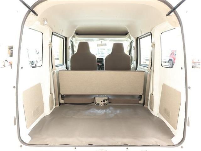 MINICAB van