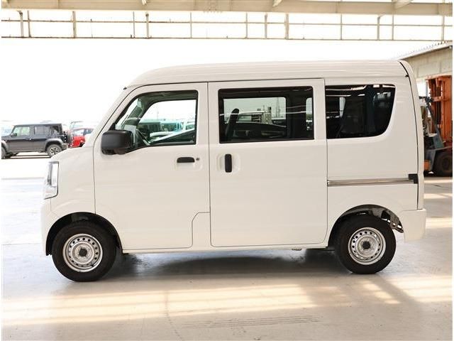 MINICAB van