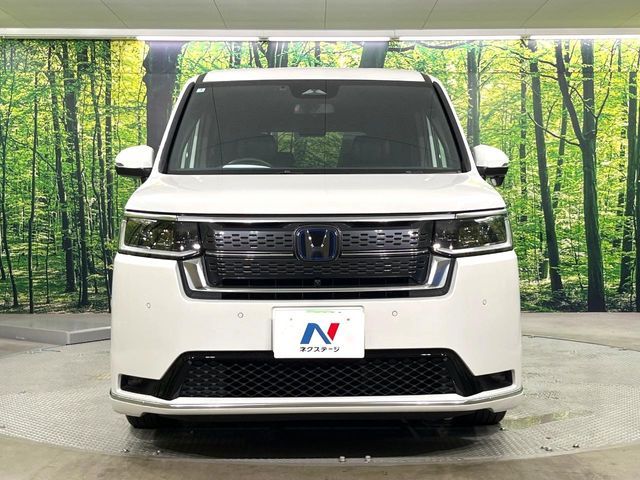 STEPWAGON e:HEV SPADA
