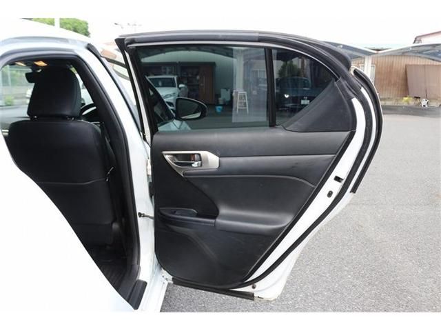 LEXUS CT200h