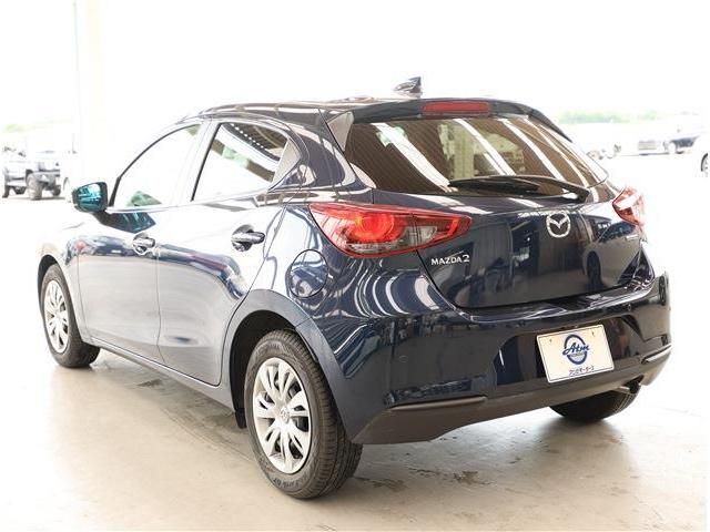 MAZDA2