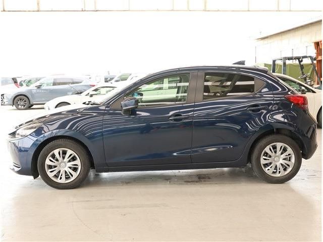 MAZDA2