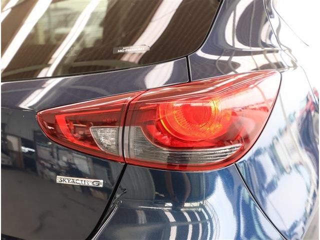 MAZDA2