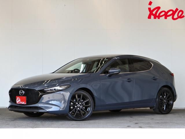 MAZDA3 FASTBACK