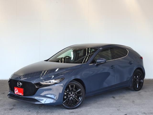 MAZDA3 FASTBACK