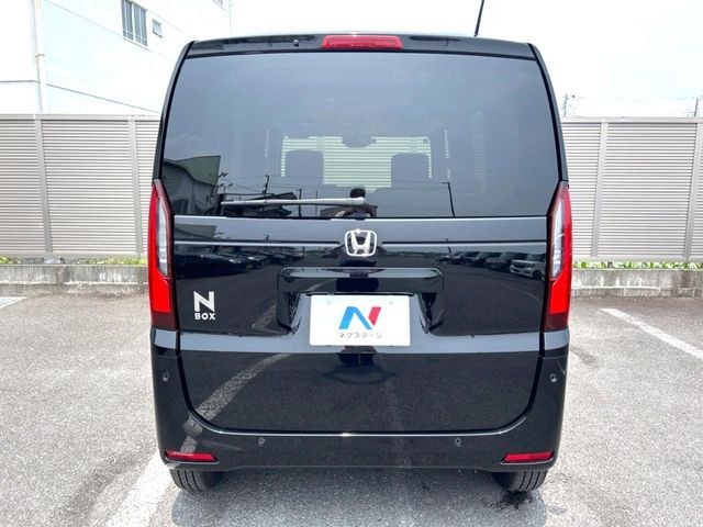 N BOX