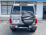LANDCRUISER van