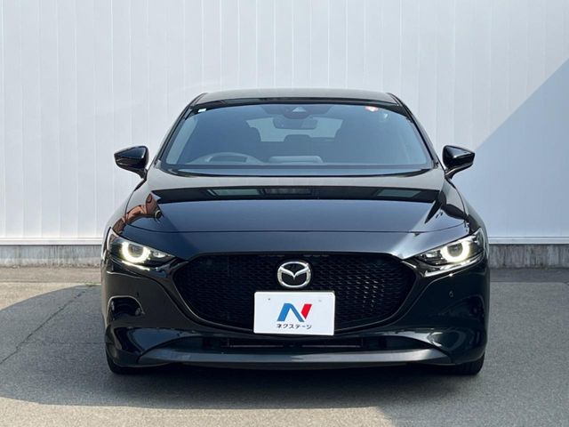 MAZDA3 FASTBACK