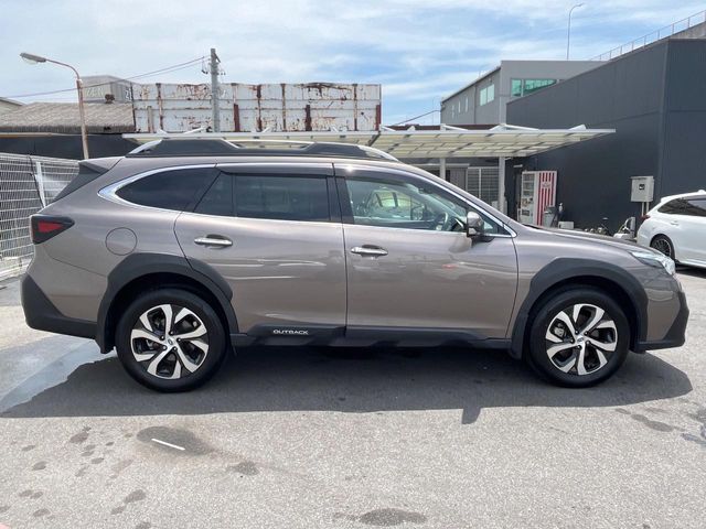 LEGACY OUTBACK