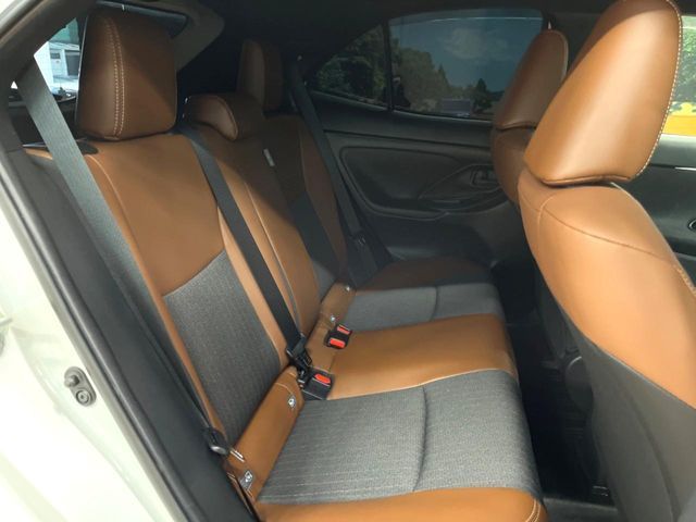 YARIS CROSS HYBRID