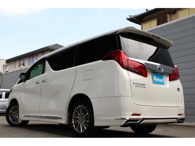 ALPHARD hybrid 4WD