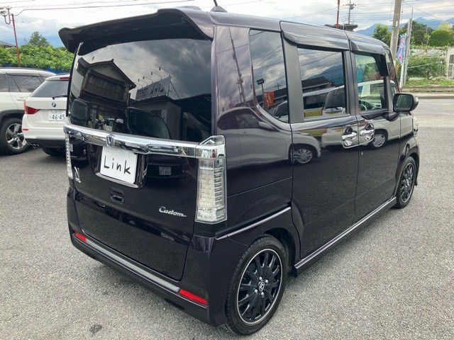 N BOX CUSTOM 4WD