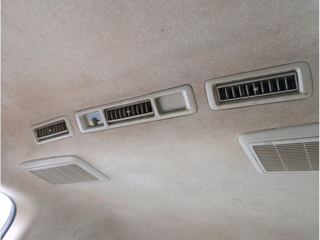 HIACE COMMUTER 4WD