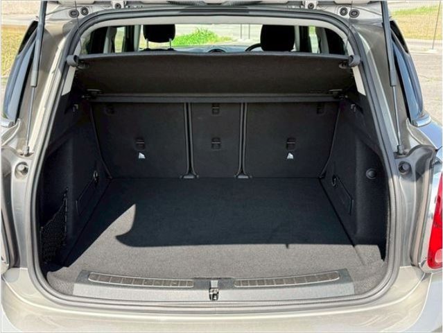 BMW MINI ONE CROSSOVER
