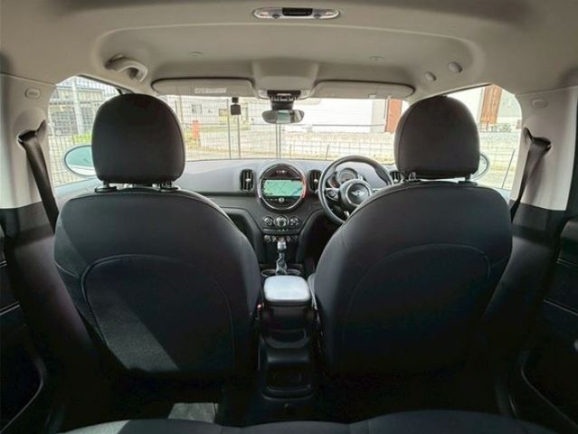 BMW MINI ONE CROSSOVER