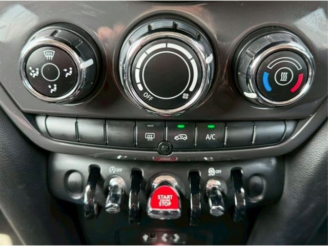 BMW MINI ONE CROSSOVER