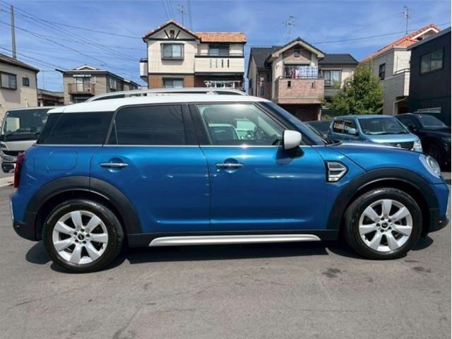 MINI COOPER D CROSSOVER