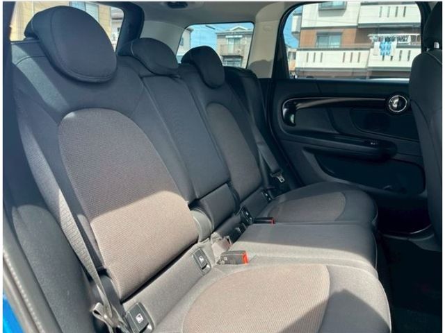 MINI COOPER D CROSSOVER
