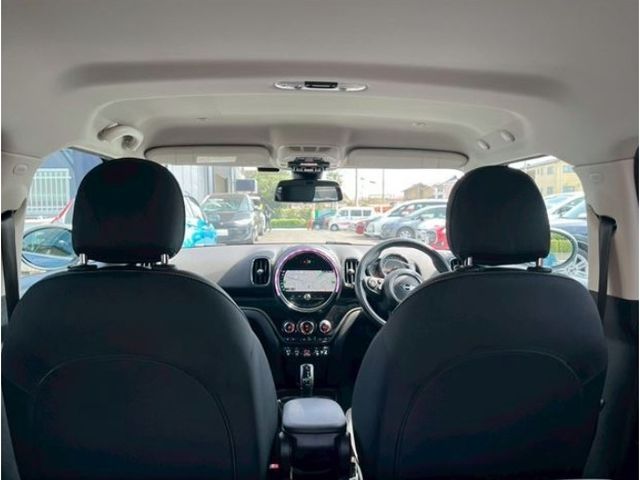 MINI COOPER D CROSSOVER