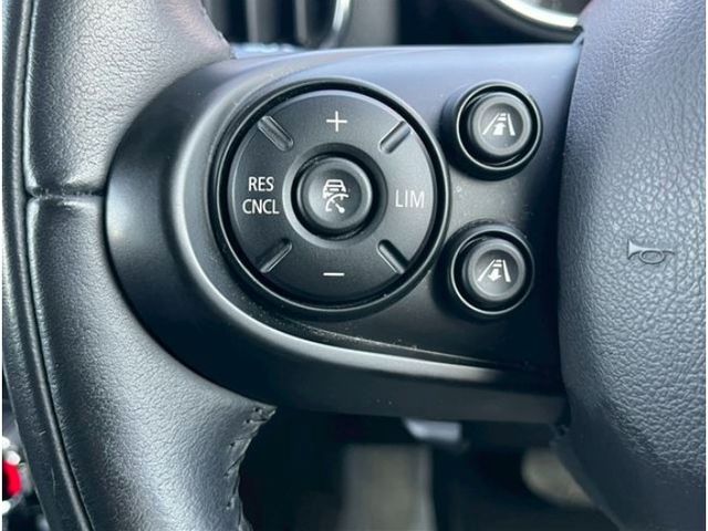 MINI COOPER D CROSSOVER