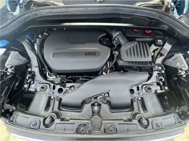 MINI COOPER D CROSSOVER