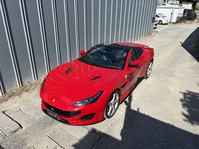 FERRARI Portofino