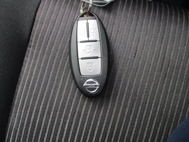 SERENA  S-HYBRID 4WD
