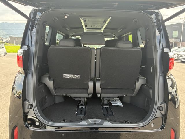ALPHARD hybrid